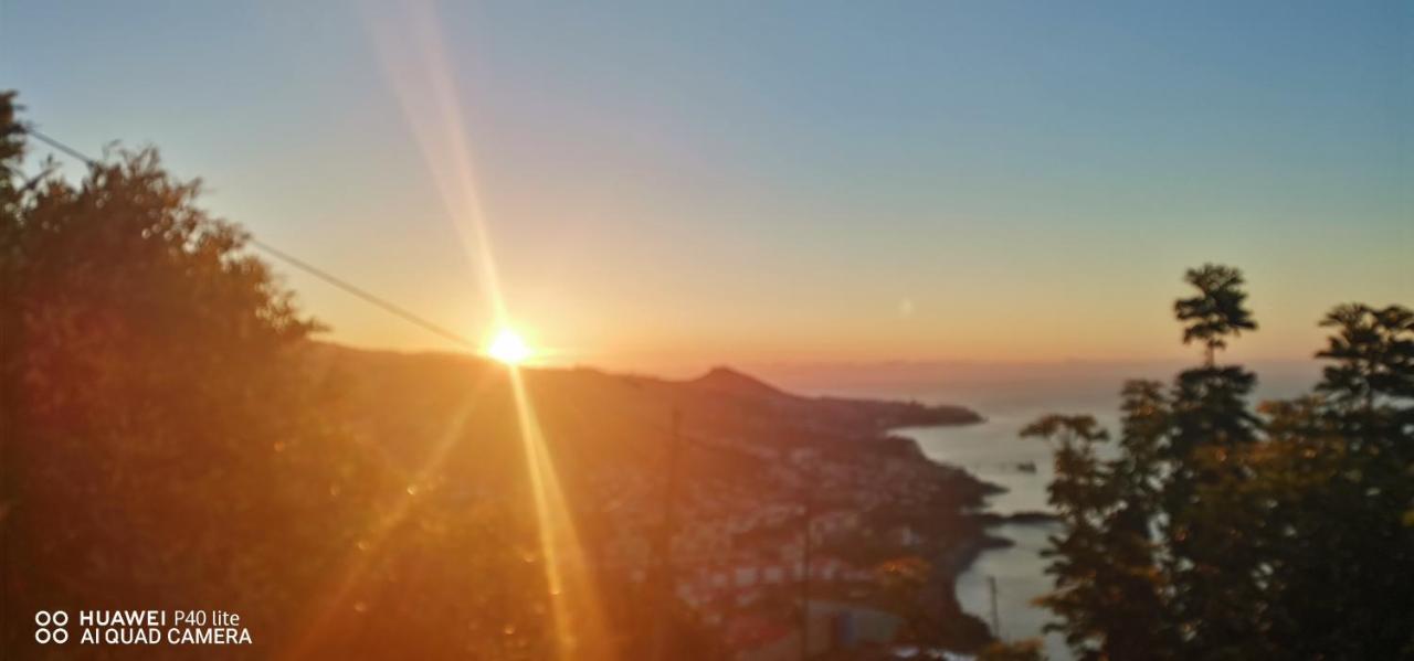 Quarto Vista Mar Câmara de Lobos Eksteriør bilde